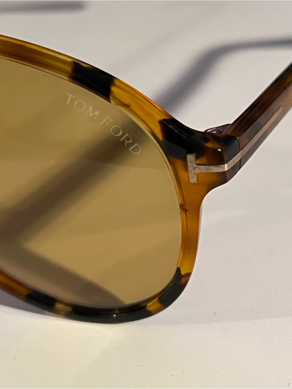 Tom Ford Men’s Tortoiseshell Sunglasses - Amber/Brown Lenses never worn